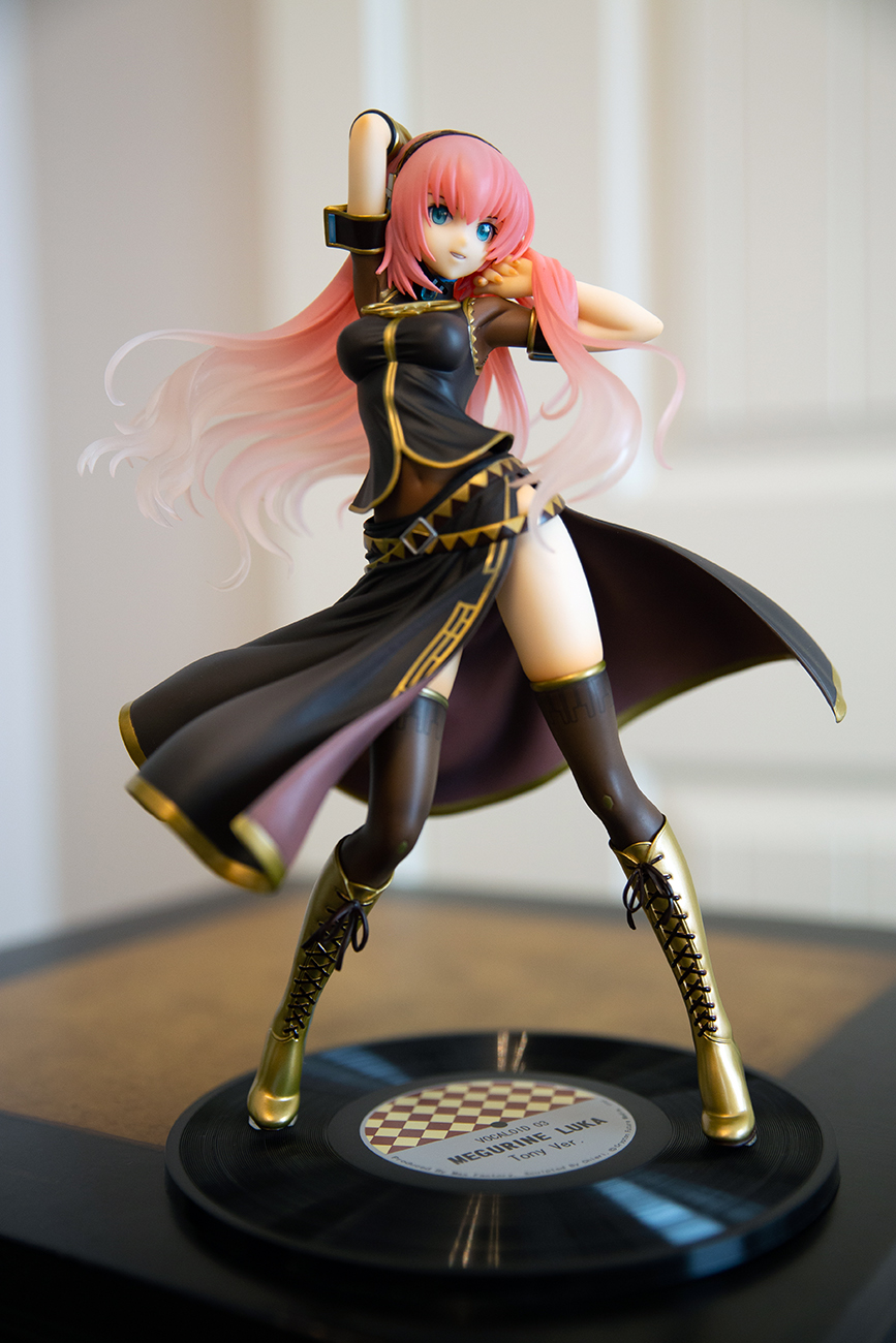 Megurine Luka -- Vocaloid - 1/7 - Tony ver. -- REVIEW 31
